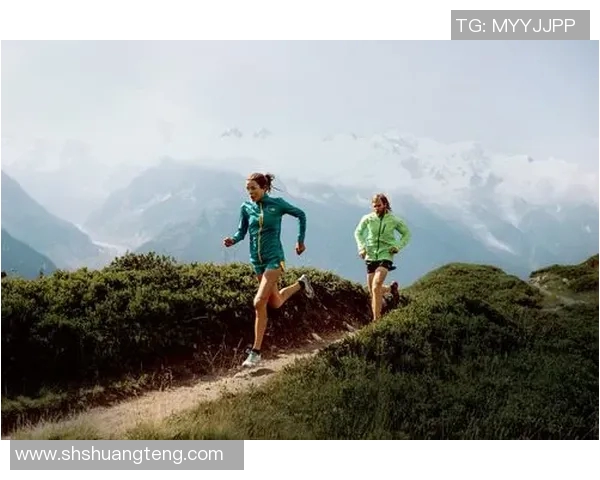 家中装饰足球明星挂画让你的空间充满运动激情与活力